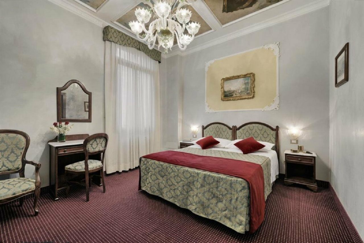 Hotel Pausania Venedig Eksteriør billede
